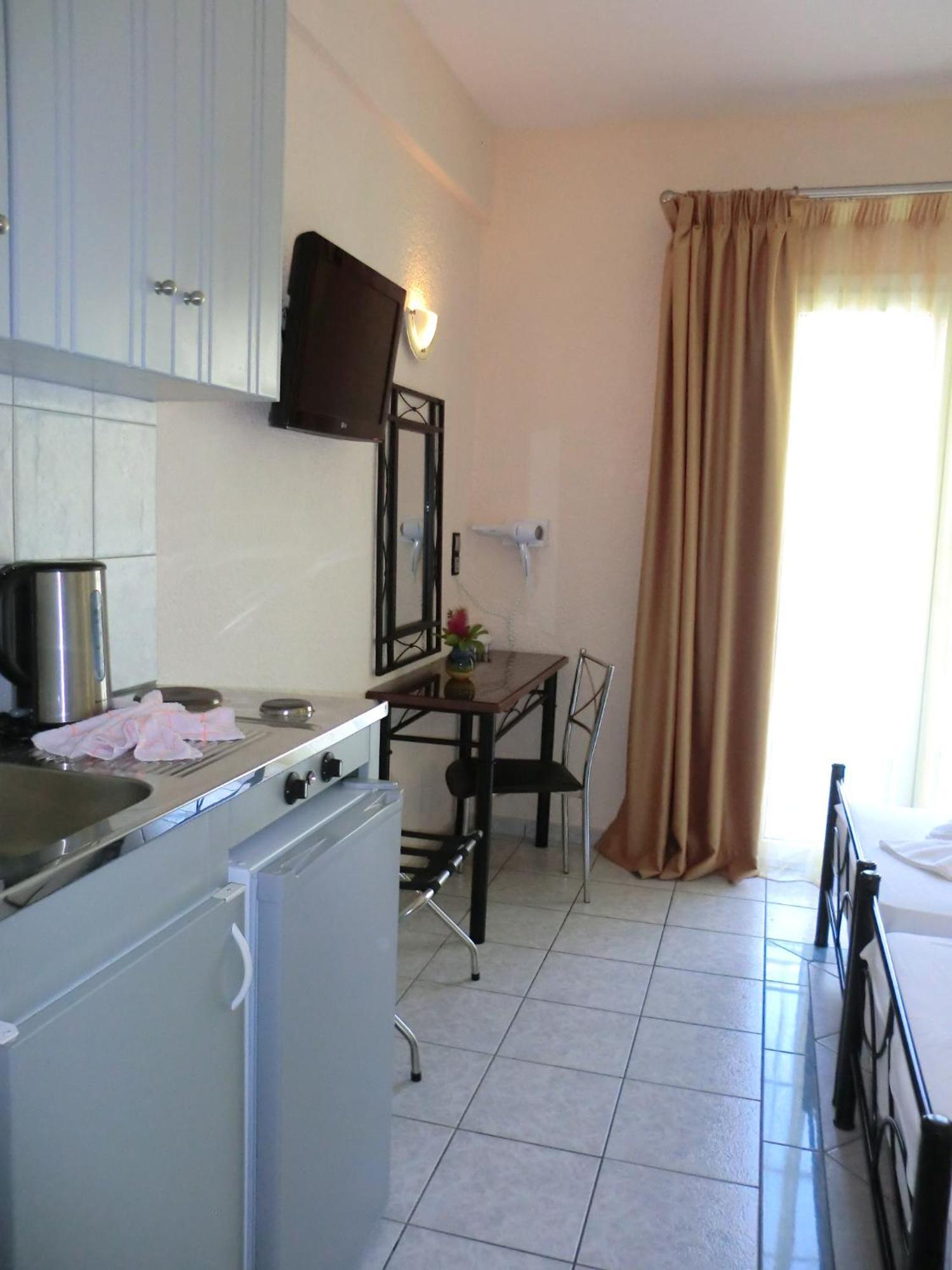 Evelin Hotel Питагорион Номер фото
